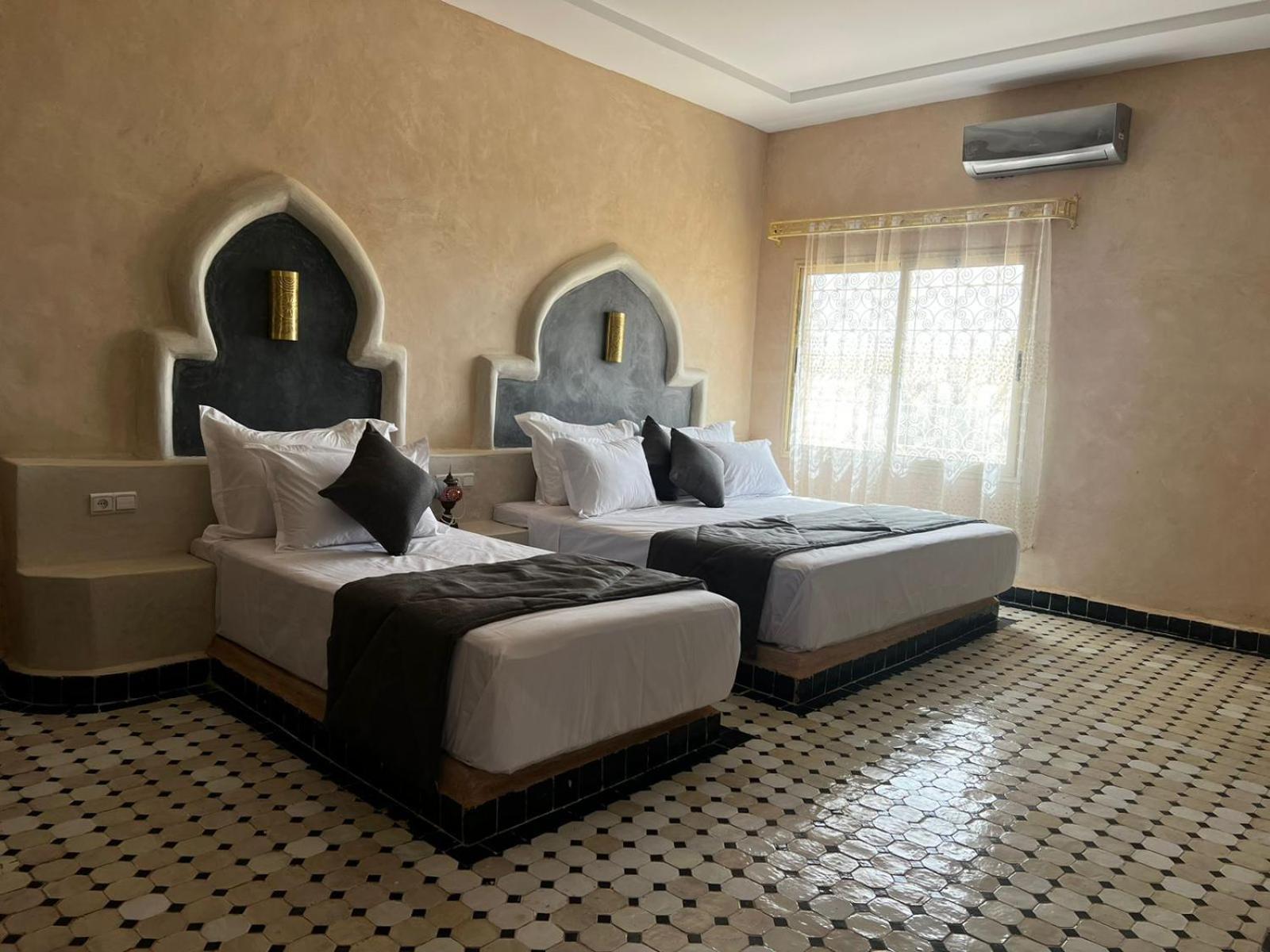 Auberge Ksar Merzouga Buitenkant foto